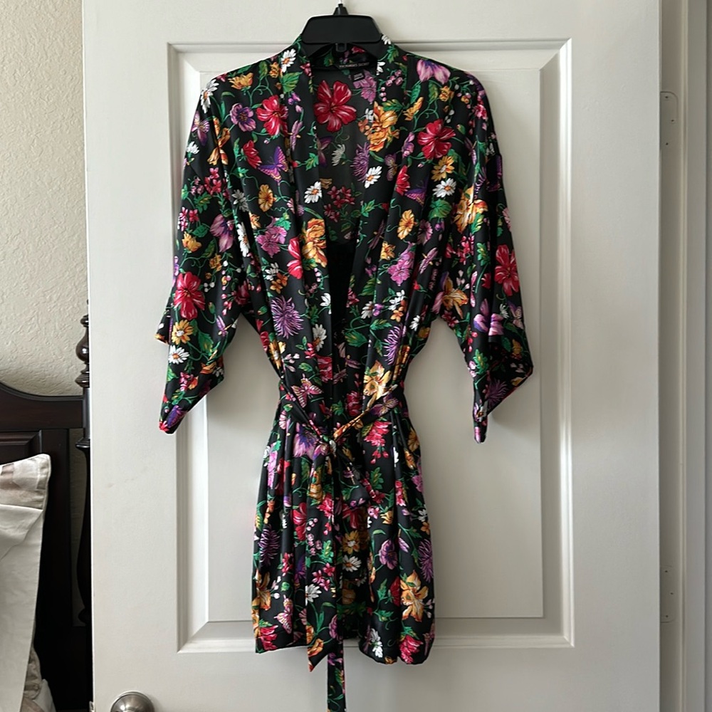 Victoria’s Secret robe and slip